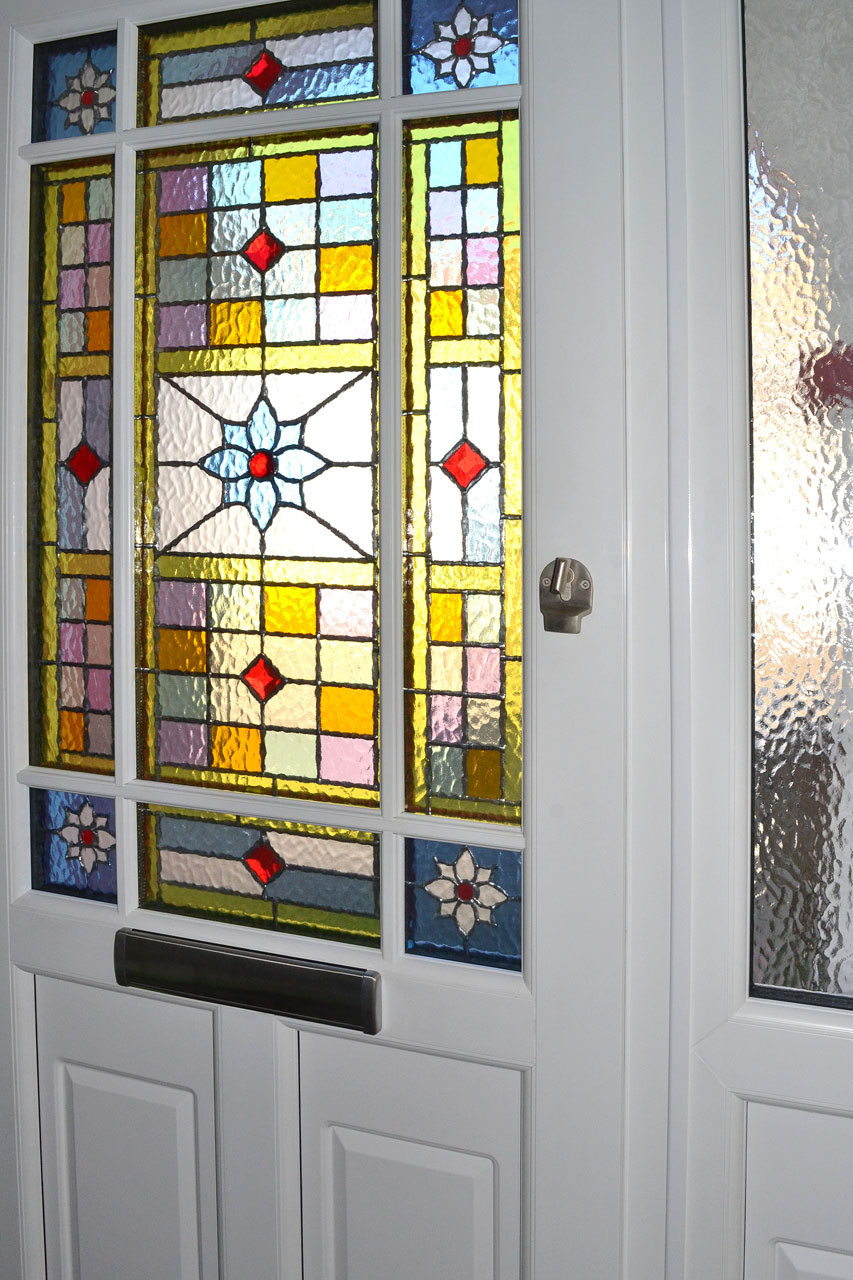 Door installation — Kent